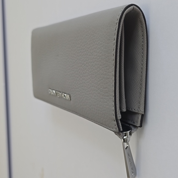 Michael Kors Women's Long Gray Pebbled Leather Zip Wallet - Picture 10 of 13